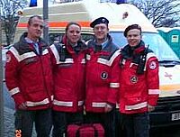 Bereitschaft vom DRK Spandau übernimmt Sanitätsdienst auf dem Weihnachtsmarkt 2012