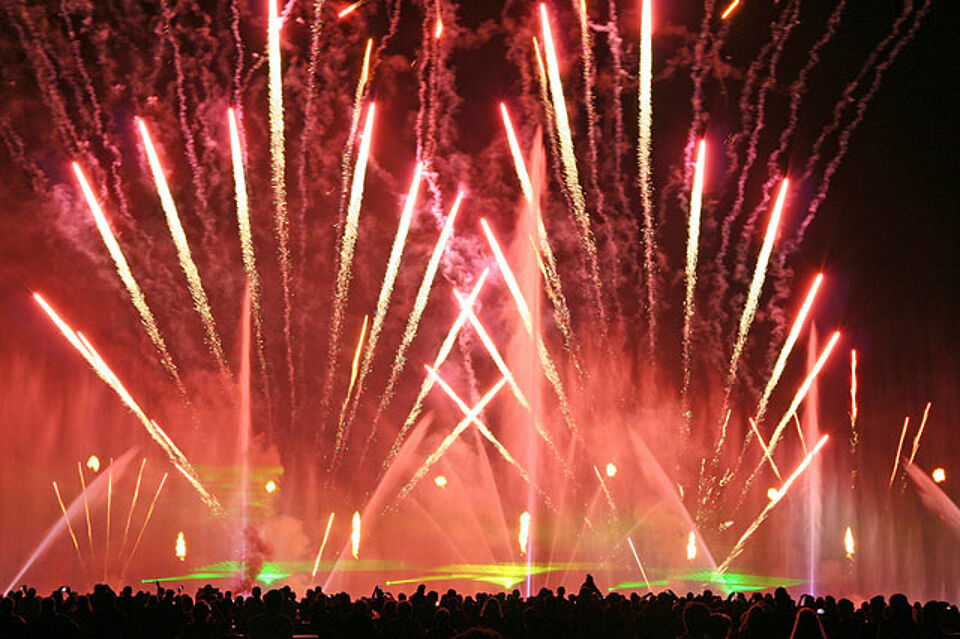 Rotes Feuerwerk